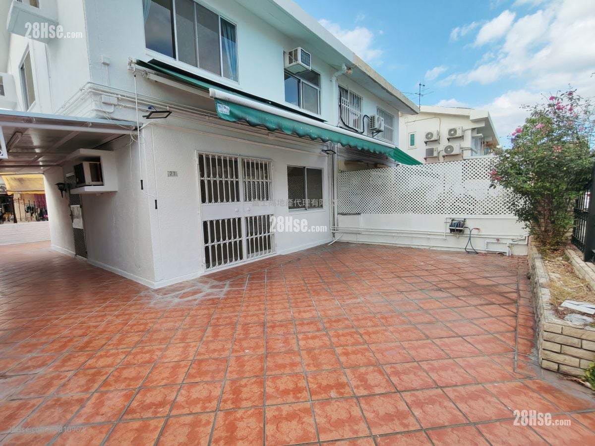 Fairview Park Rental 3 Bedrooms , 2 Bathrooms 950 ft²