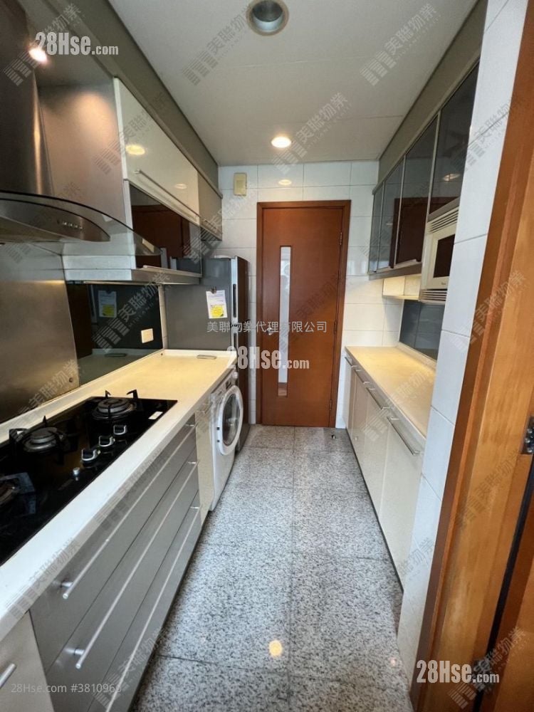 皇府山 售盤 3 房 791 平方呎