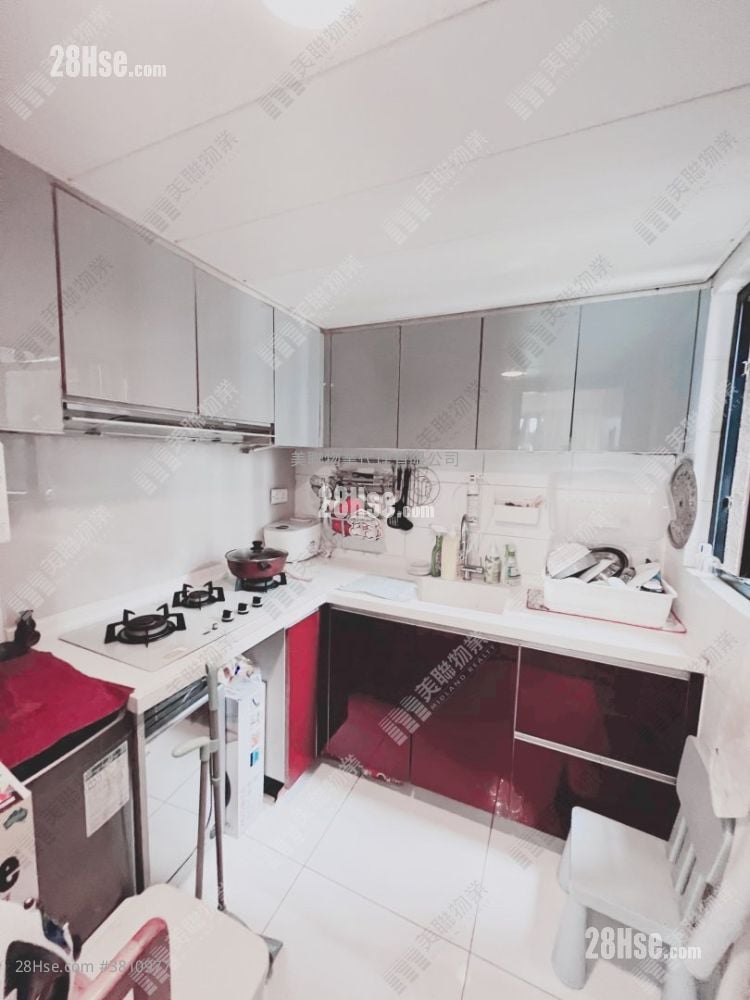 御皇庭 售盘 4 房 690 平方尺