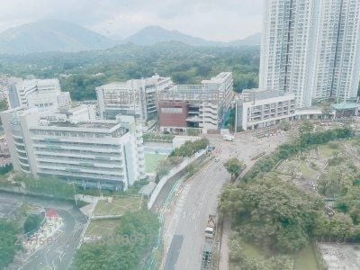 御皇庭 售盘 4 房 690 平方尺