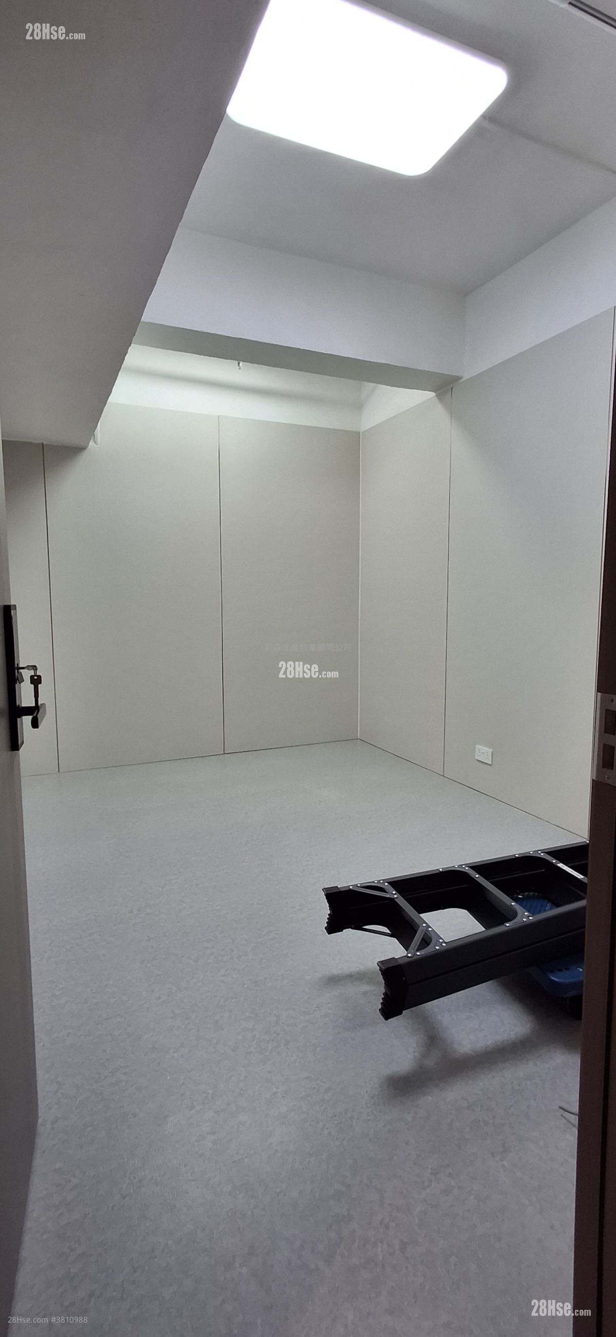 Ka Wing Factory Building Rental