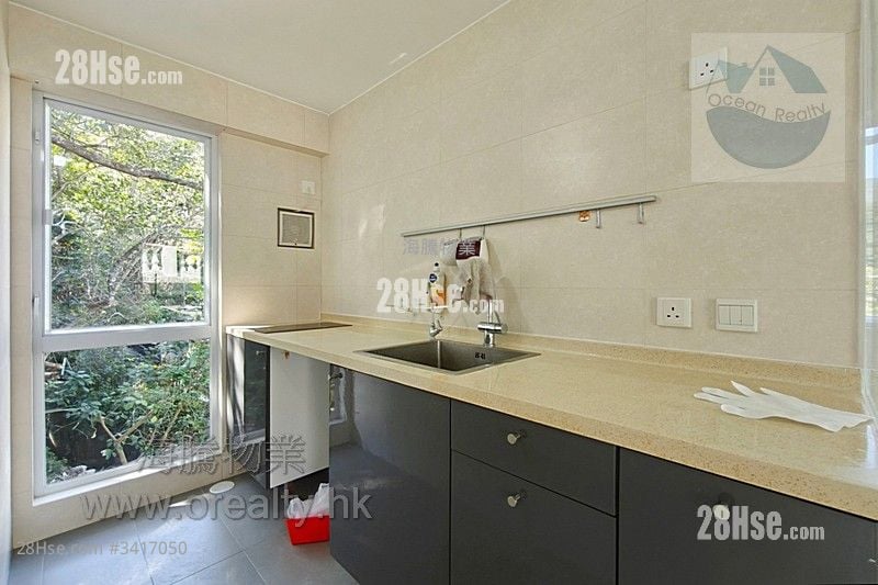 村屋 售盘 开放式间隔 , 1 浴室 700 平方尺