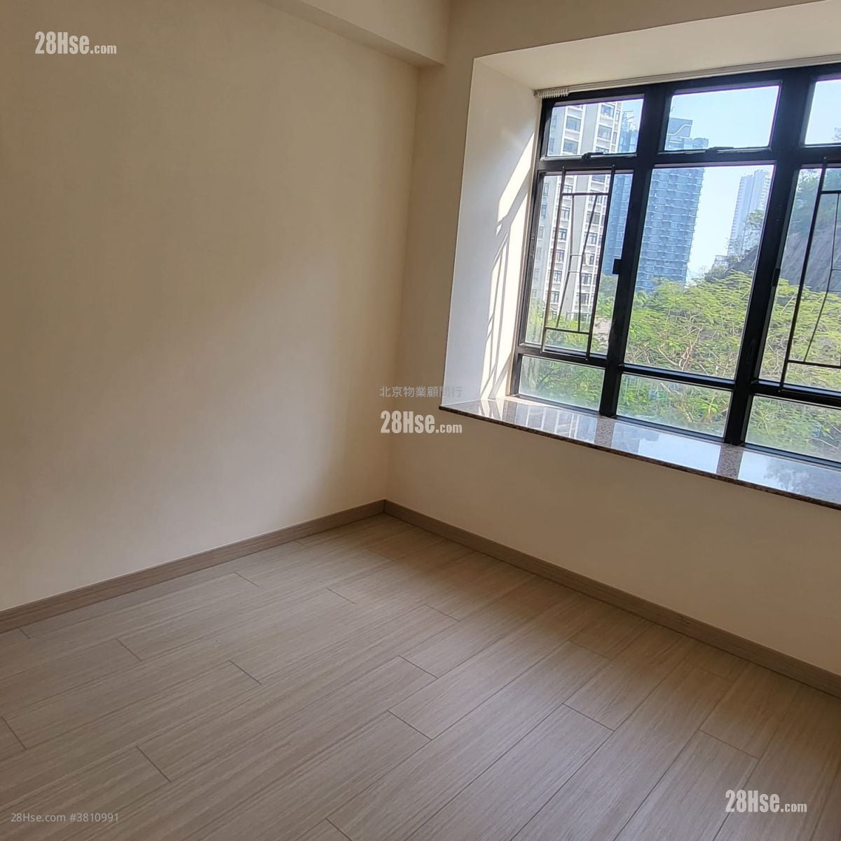 康怡花園 租盤 2 房 , 1 浴室 555 平方呎