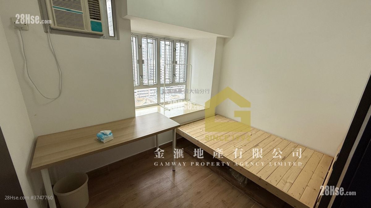 新光中心 租盘 2 房 412 平方尺