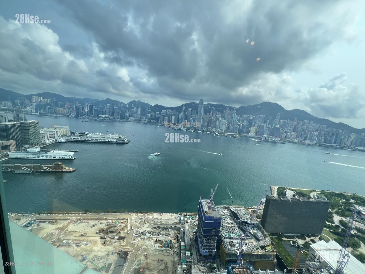 君临天下 租盘 4 房 , 3 浴室 2,334 平方尺