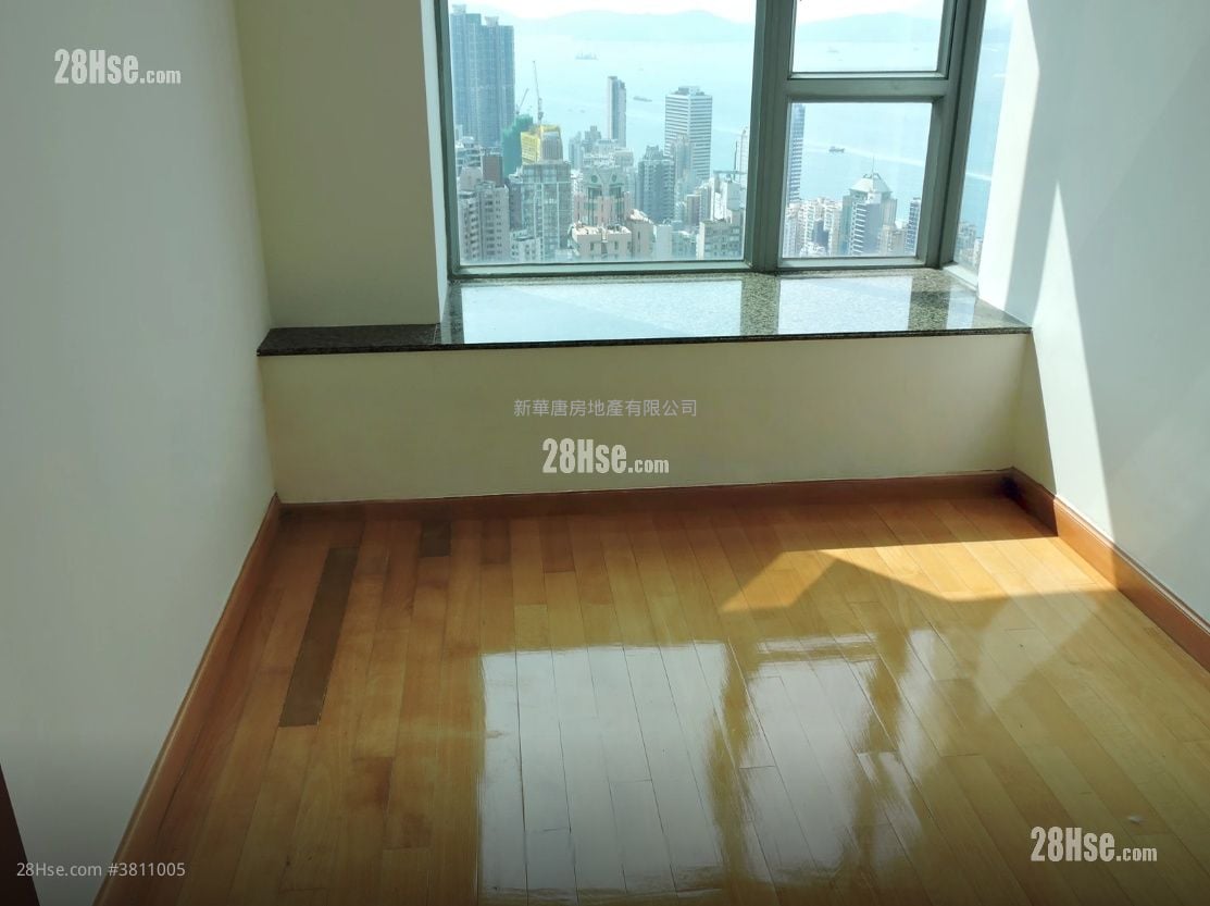 No.2 Park Road Rental 3 Bedrooms , 2 Bathrooms 905 ft²