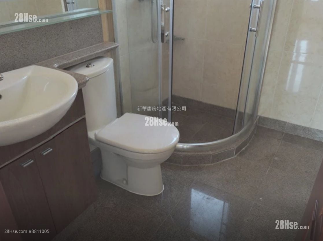 No.2 Park Road Rental 3 Bedrooms , 2 Bathrooms 905 ft²