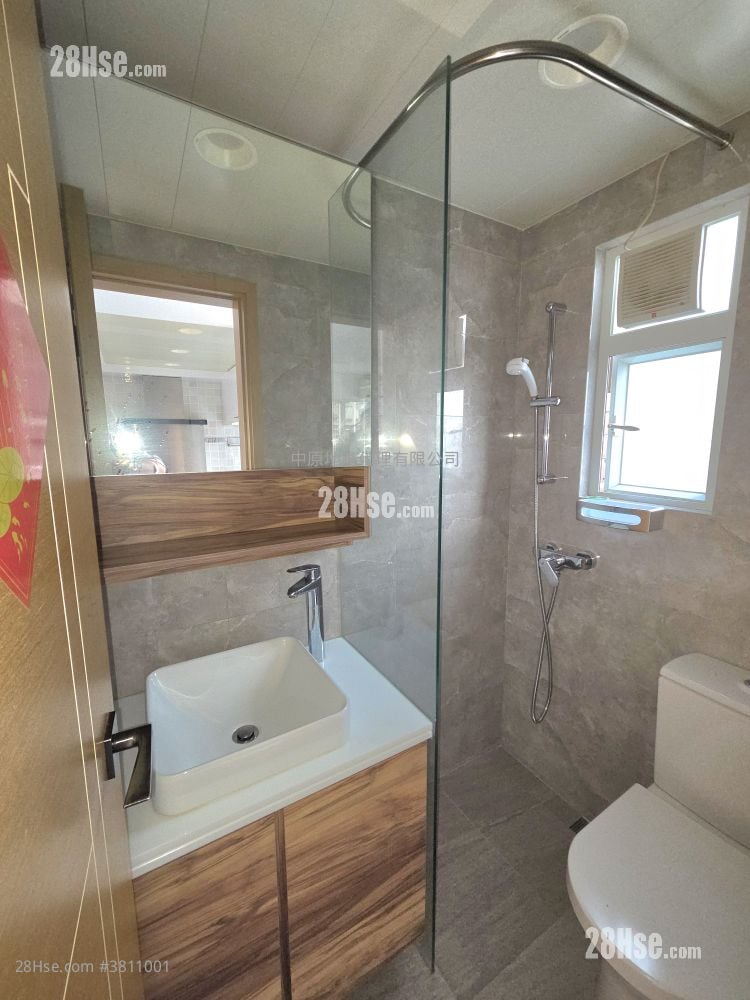 錦繡花園 租盤 3 房 , 2 浴室 848 平方呎