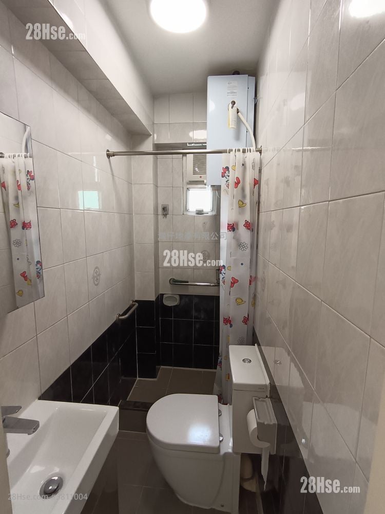 Antung Building Sell 2 Bedrooms , 1 Bathroom 279 ft²