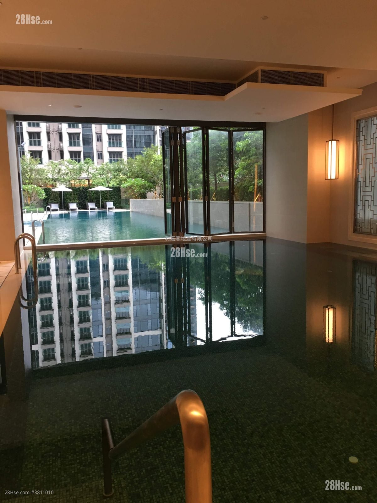 One Homantin Sell 2 Bedrooms , 1 Bathroom 495 ft²