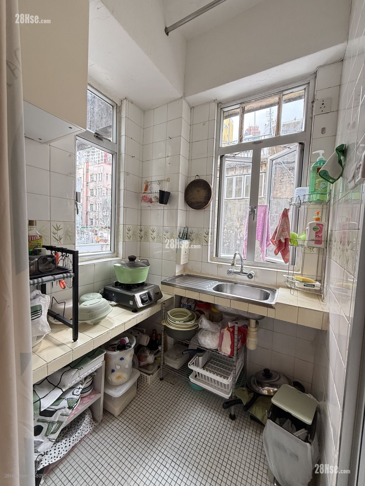 新城樓 售盤 1 房 , 1 浴室 318 平方呎