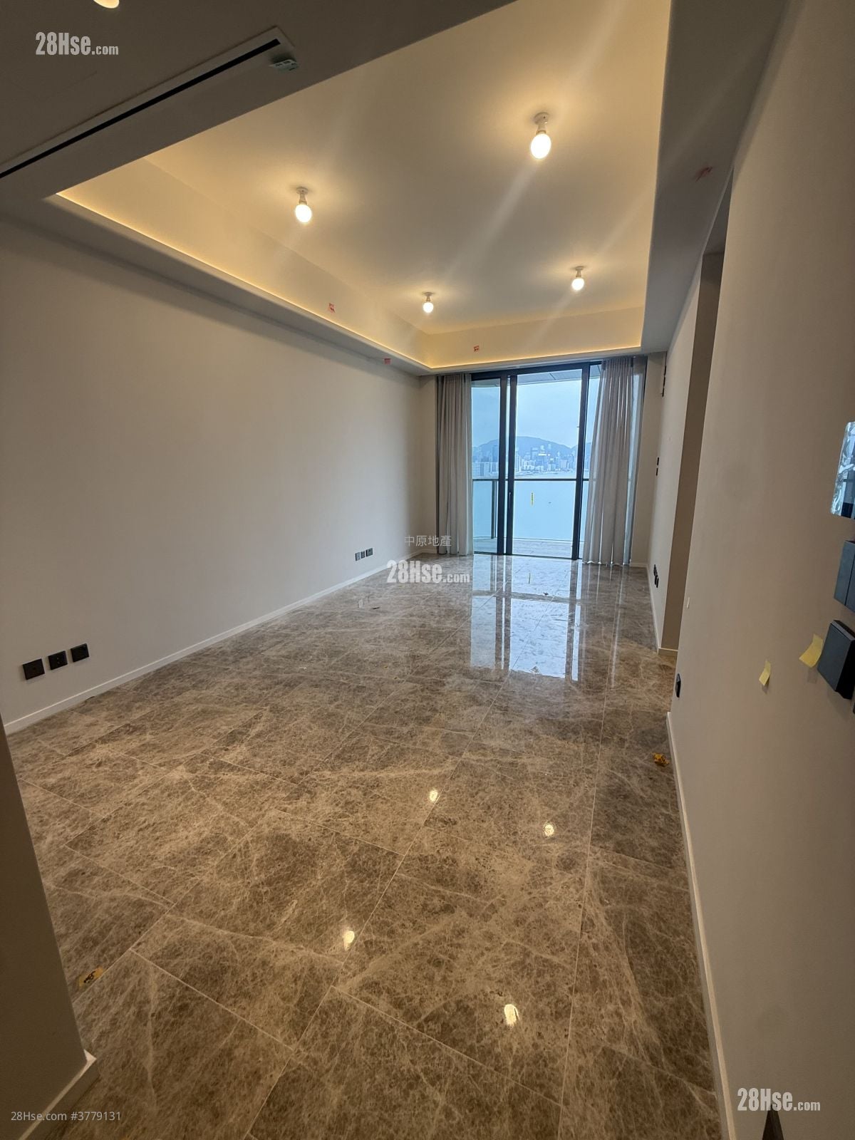 天泷 租盘 3 房 , 3 浴室 1,002 平方尺