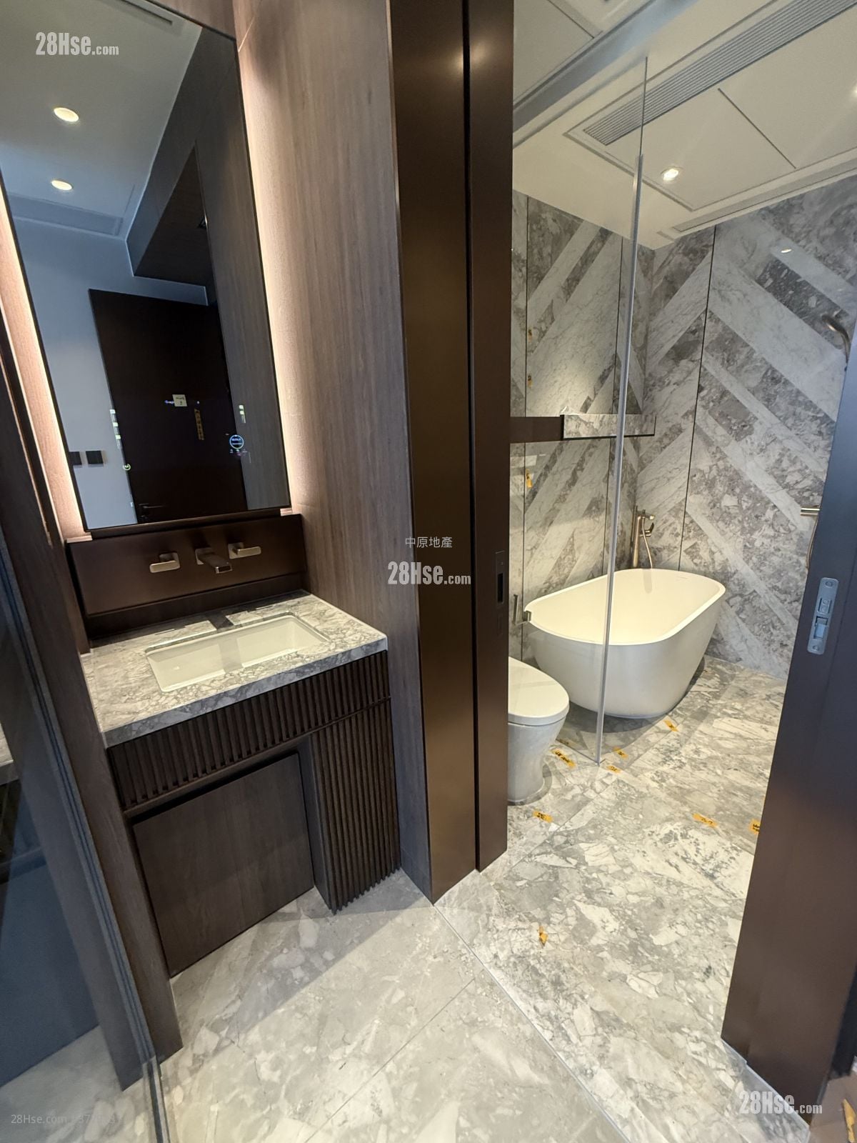 天泷 租盘 3 房 , 3 浴室 1,002 平方尺