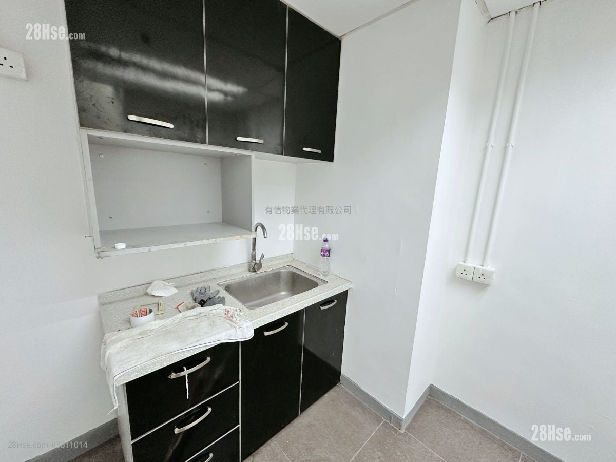 香港工业中心 租盘 2 房 , 2 厕所 2,504 平方尺