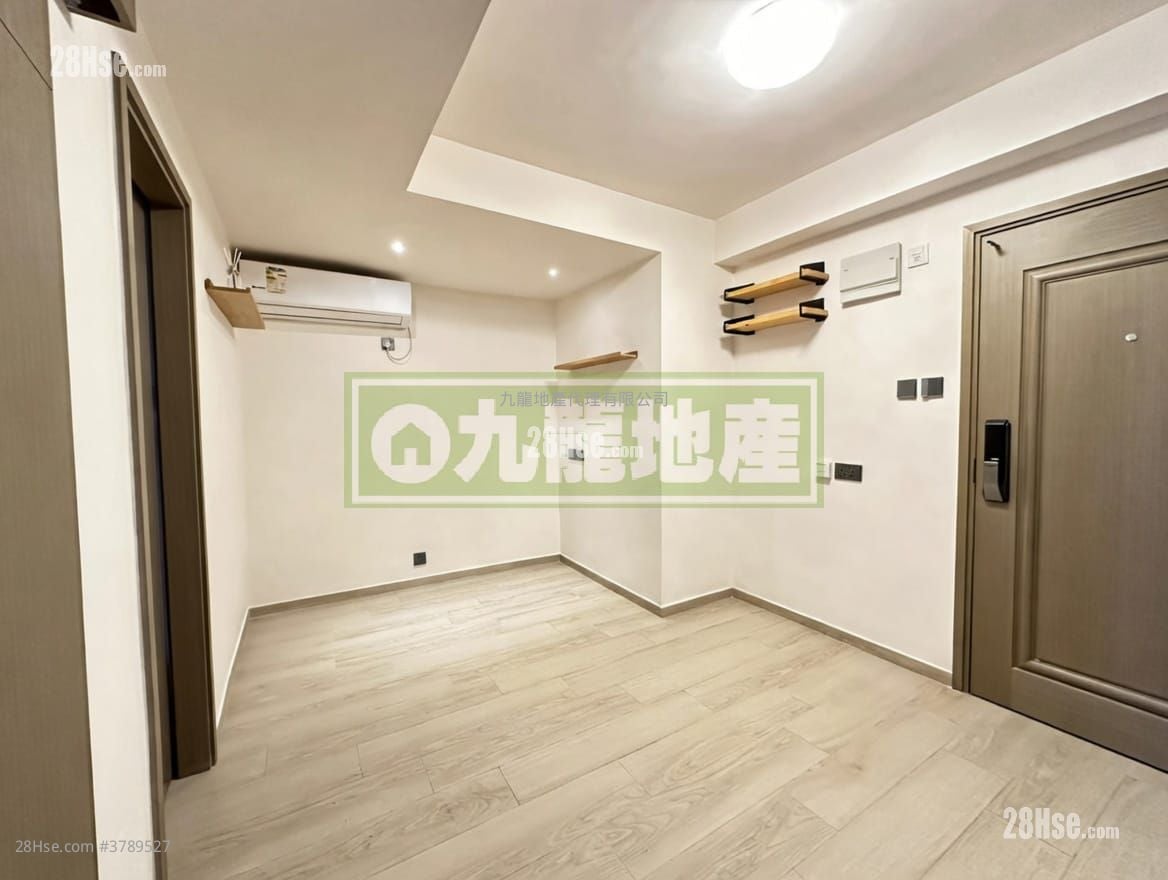 单幢楼房 售盘 2 房 , 1 浴室 210 平方尺