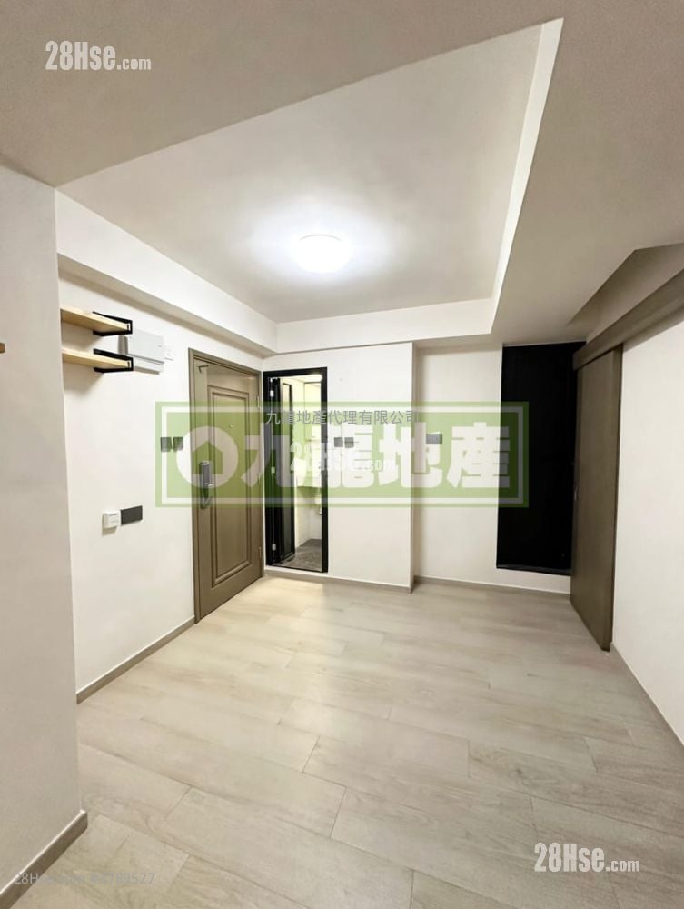 单幢楼房 售盘 2 房 , 1 浴室 210 平方尺