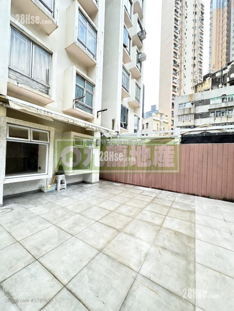 单幢楼房 售盘 2 房 , 1 浴室 210 平方尺