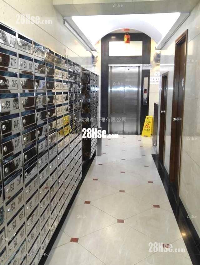 单幢楼房 售盘 2 房 , 1 浴室 210 平方尺