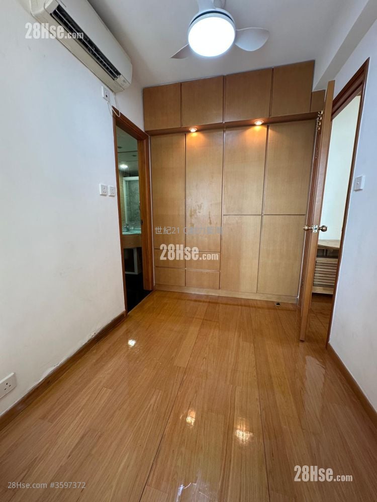 蓝湾半岛 租盘 1 房 , 1 浴室 323 平方尺