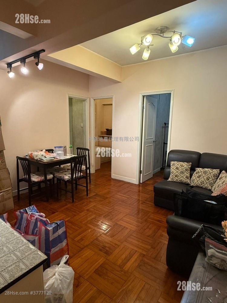 华富阁 售盘 3 房 , 1 浴室 510 平方尺