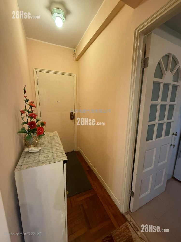 华富阁 售盘 3 房 , 1 浴室 510 平方尺