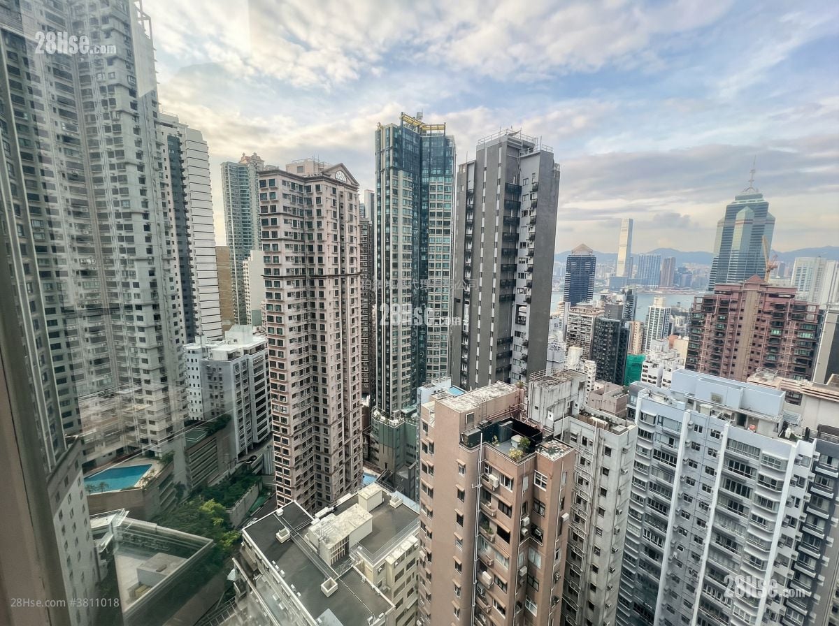 罗便臣道31号 租盘 4 房 , 3 浴室 1,986 平方尺