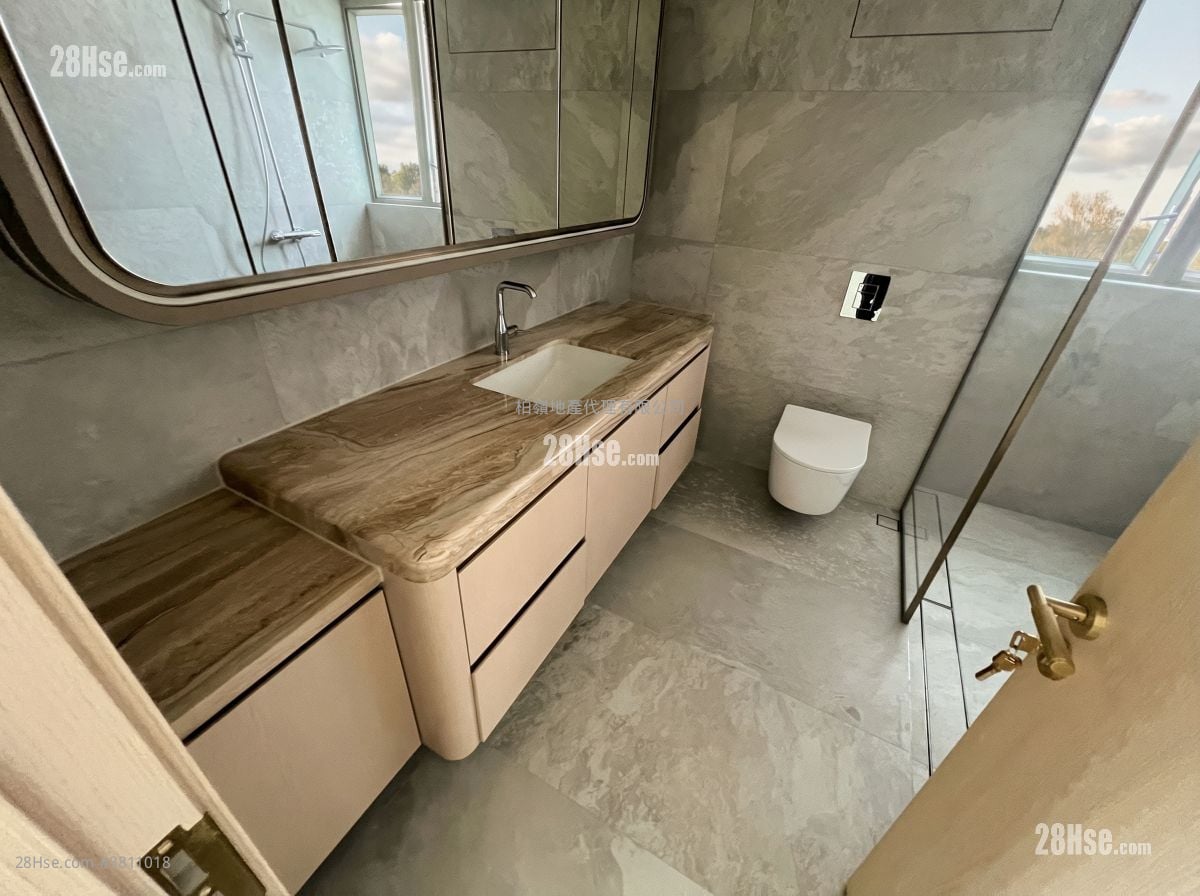 罗便臣道31号 租盘 4 房 , 3 浴室 1,986 平方尺