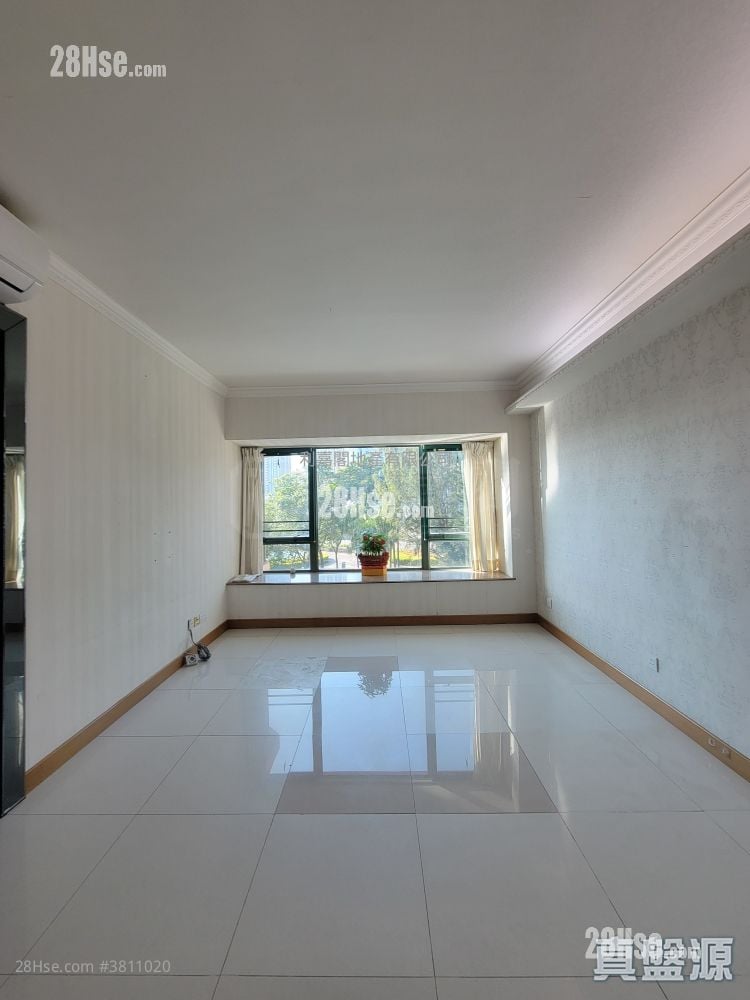 Park Avenue Sell 3 Bedrooms , 3 Bathrooms 1,013 ft²