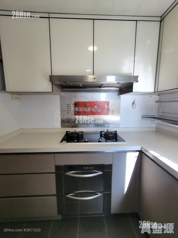 Park Avenue Sell 3 Bedrooms , 3 Bathrooms 1,013 ft²