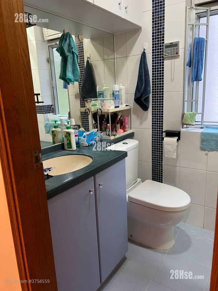 富安花園 售盤 3 房 , 1 浴室 597 平方呎