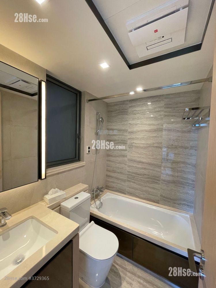 The Regent Sell 3 Bedrooms , 1 Bathroom 629 ft²