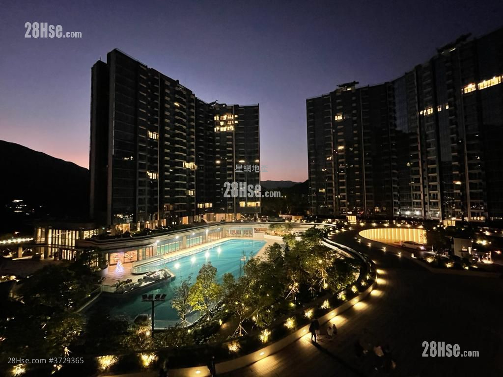 The Regent Sell 3 Bedrooms , 1 Bathroom 629 ft²