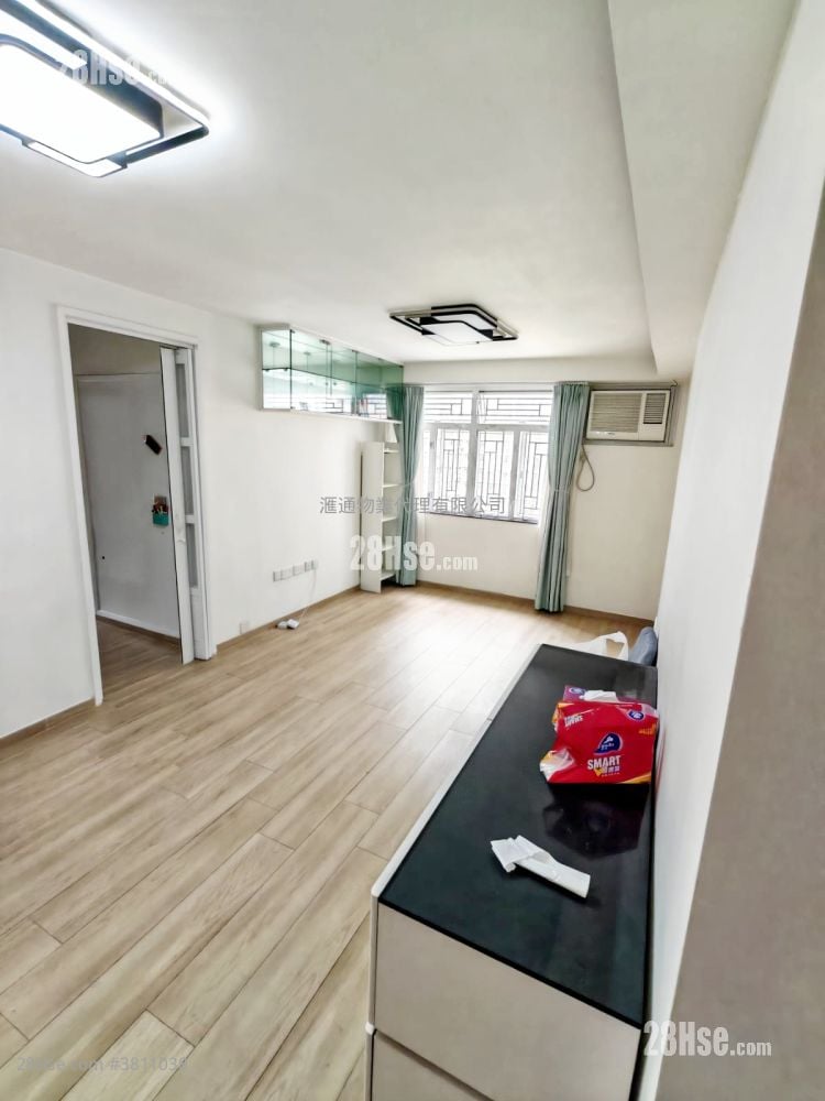 康翠台 售盘 3 房 646 平方尺