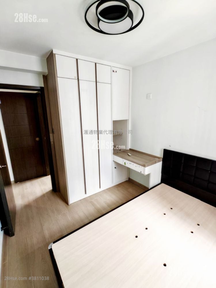 康翠台 售盘 3 房 646 平方尺