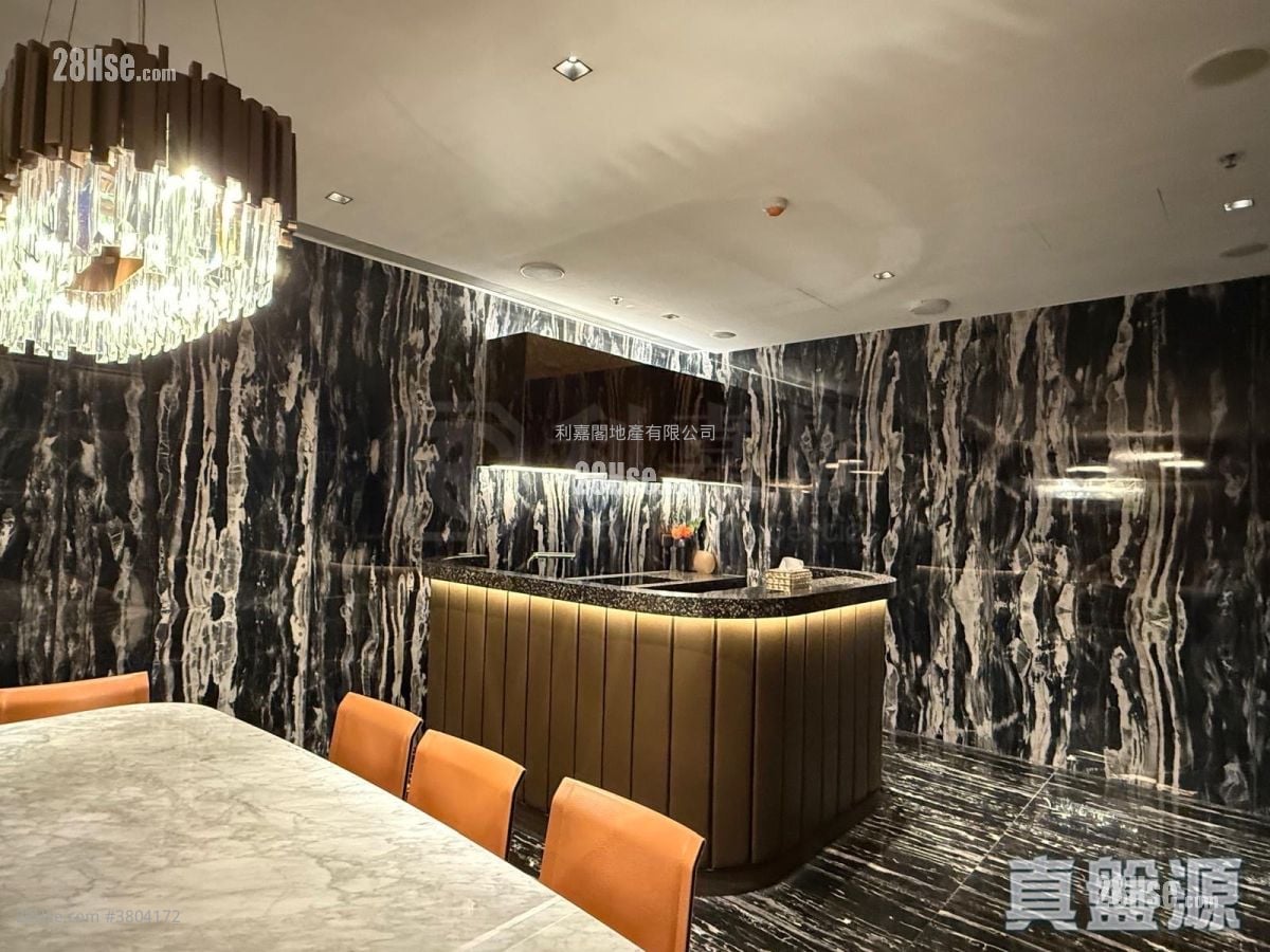 #Lyos Sell 3 Bedrooms 789 ft²