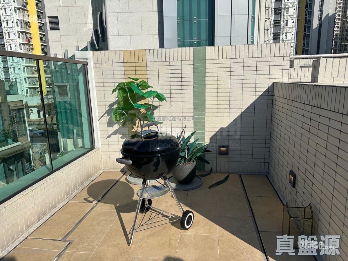 #Lyos Sell 3 Bedrooms 789 ft²