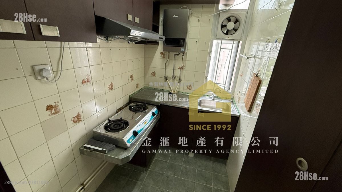 Hsin Kuang Centre Sell 412 ft²