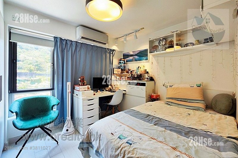 Village House Sell 3 Bedrooms , 3 Bathrooms 1,400 ft²