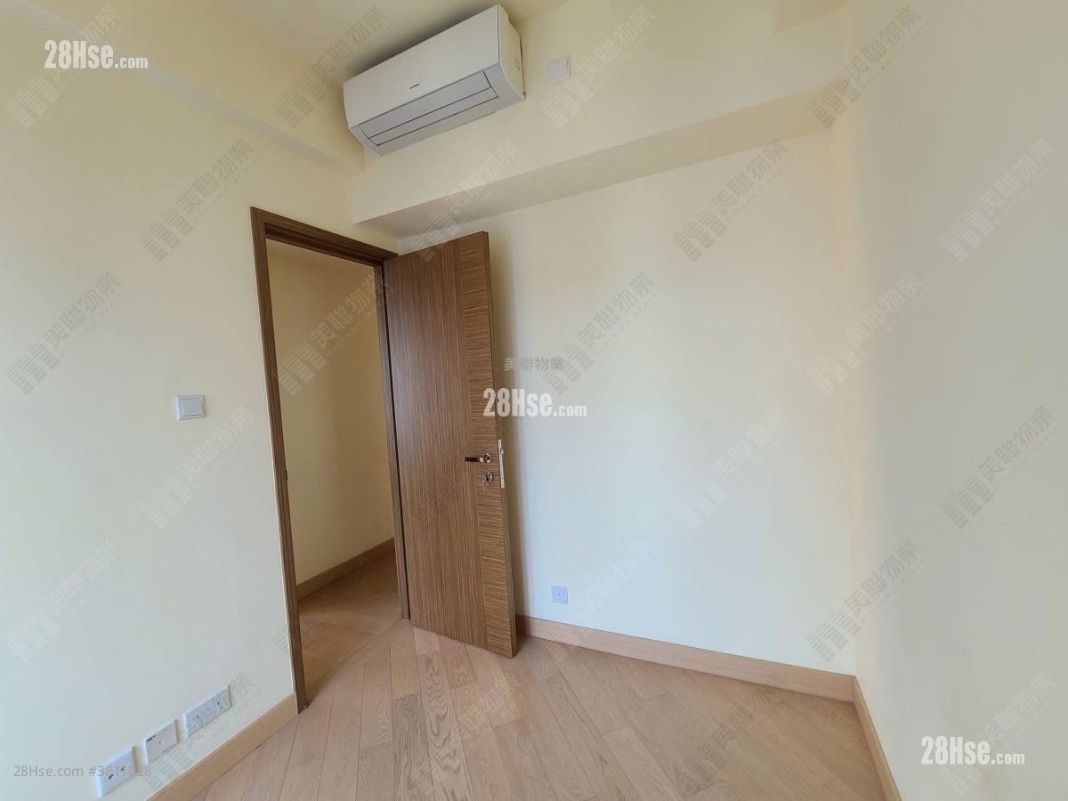 Grand Yoho Rental 3 Bedrooms , 1 Bathroom 596 ft²