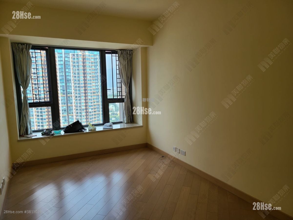 Grand Yoho Rental 3 Bedrooms , 1 Bathroom 596 ft²