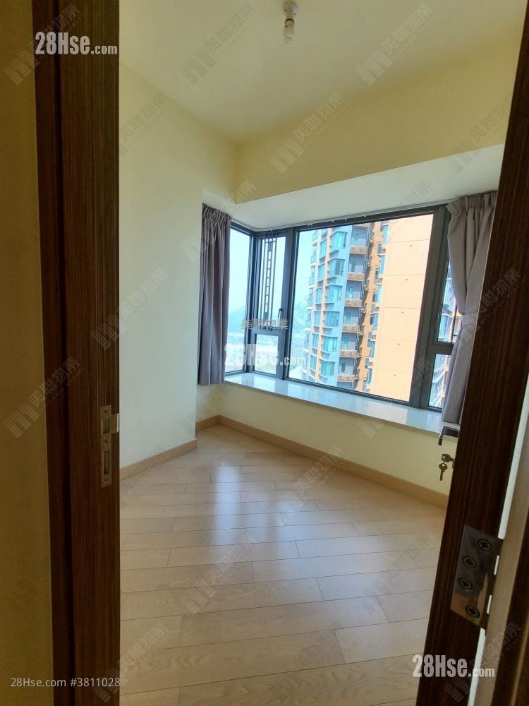 Grand Yoho Rental 3 Bedrooms , 1 Bathroom 596 ft²