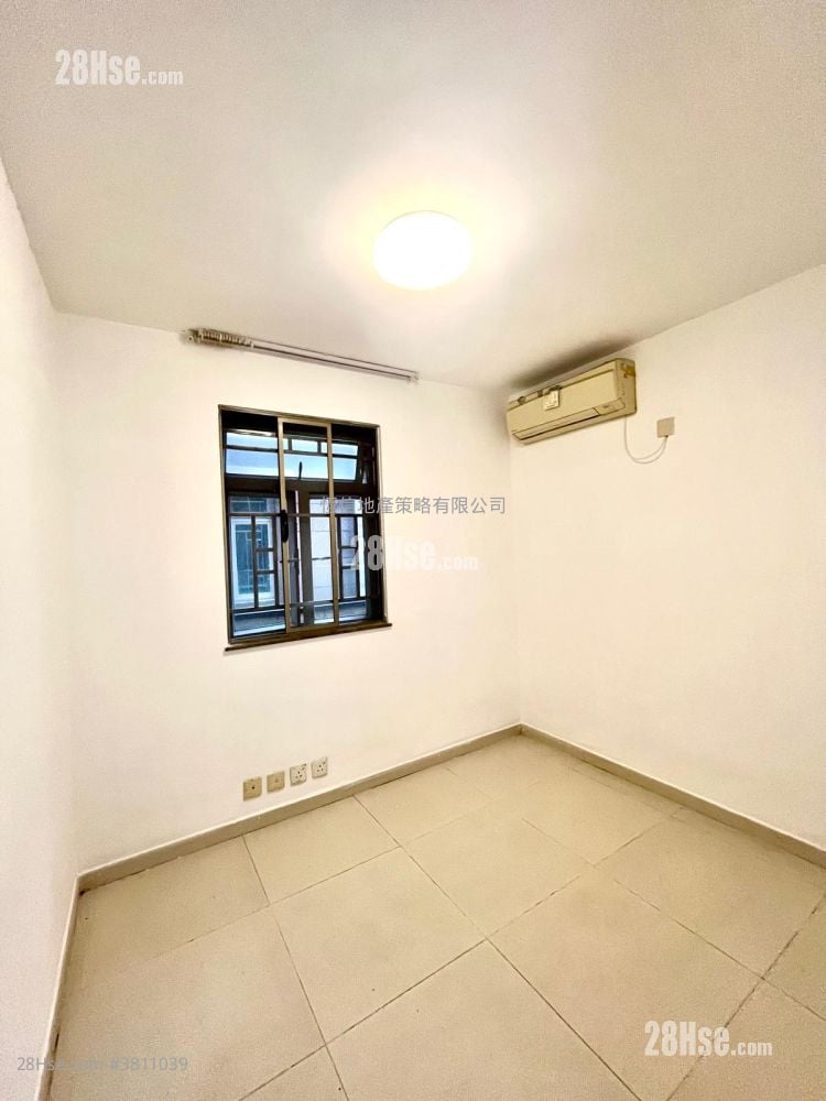 村屋 租盘 3 房 , 1 浴室 630 平方尺