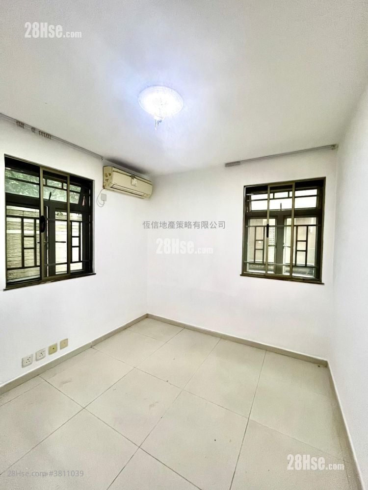 村屋 租盘 3 房 , 1 浴室 630 平方尺