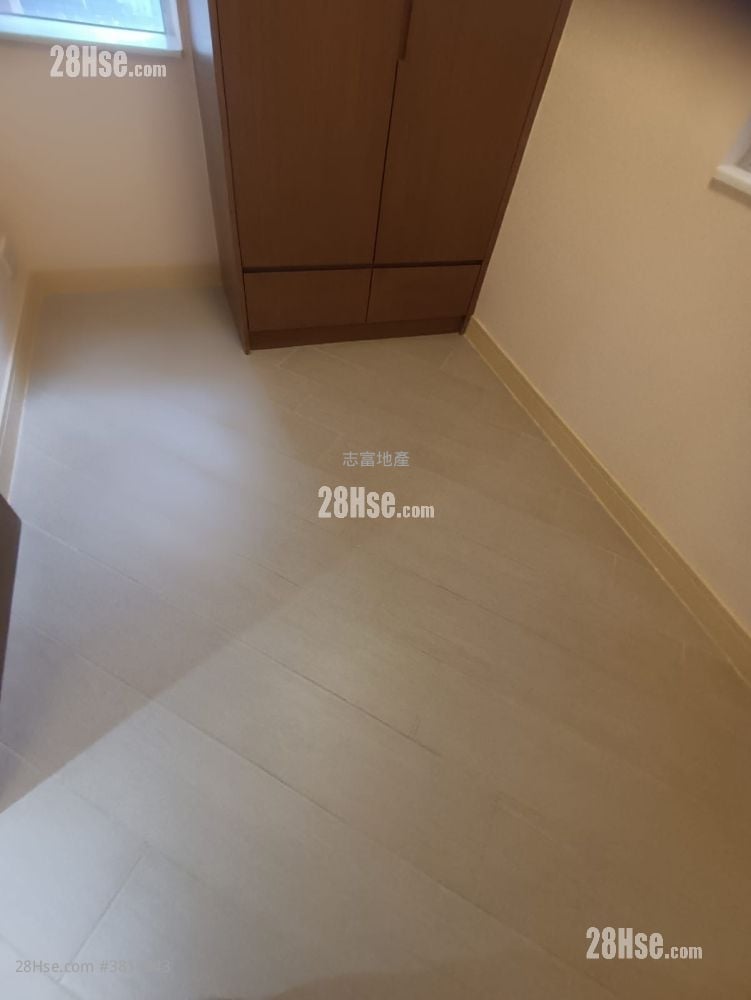 Fair Way Garden Sell 2 Bedrooms , 1 Bathroom 352 ft²