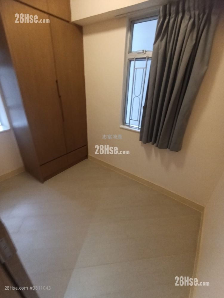 Fair Way Garden Sell 2 Bedrooms , 1 Bathroom 352 ft²