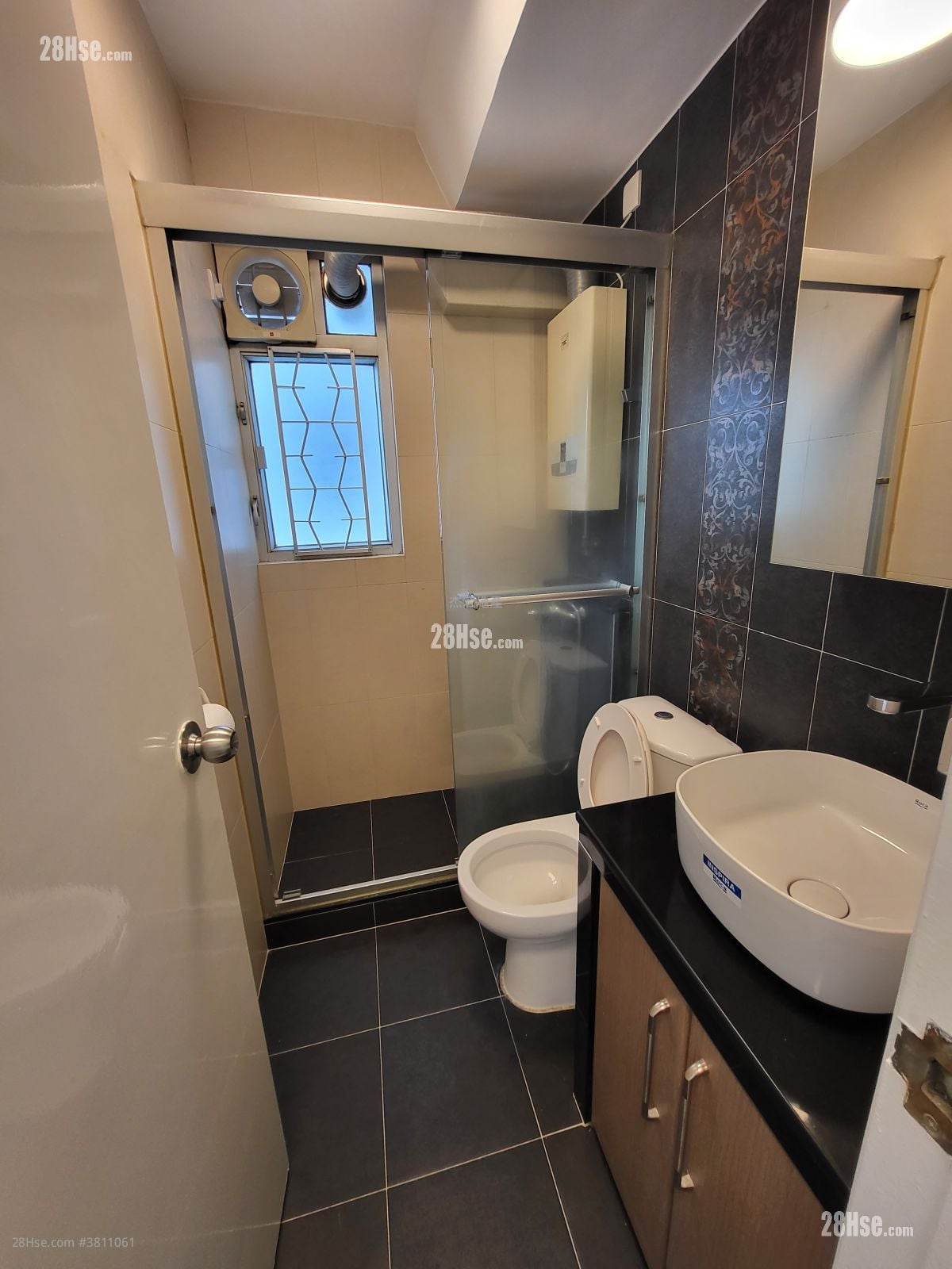 浴室: 沙田第一城 租盘 3 房 , 1 浴室 451 平方尺