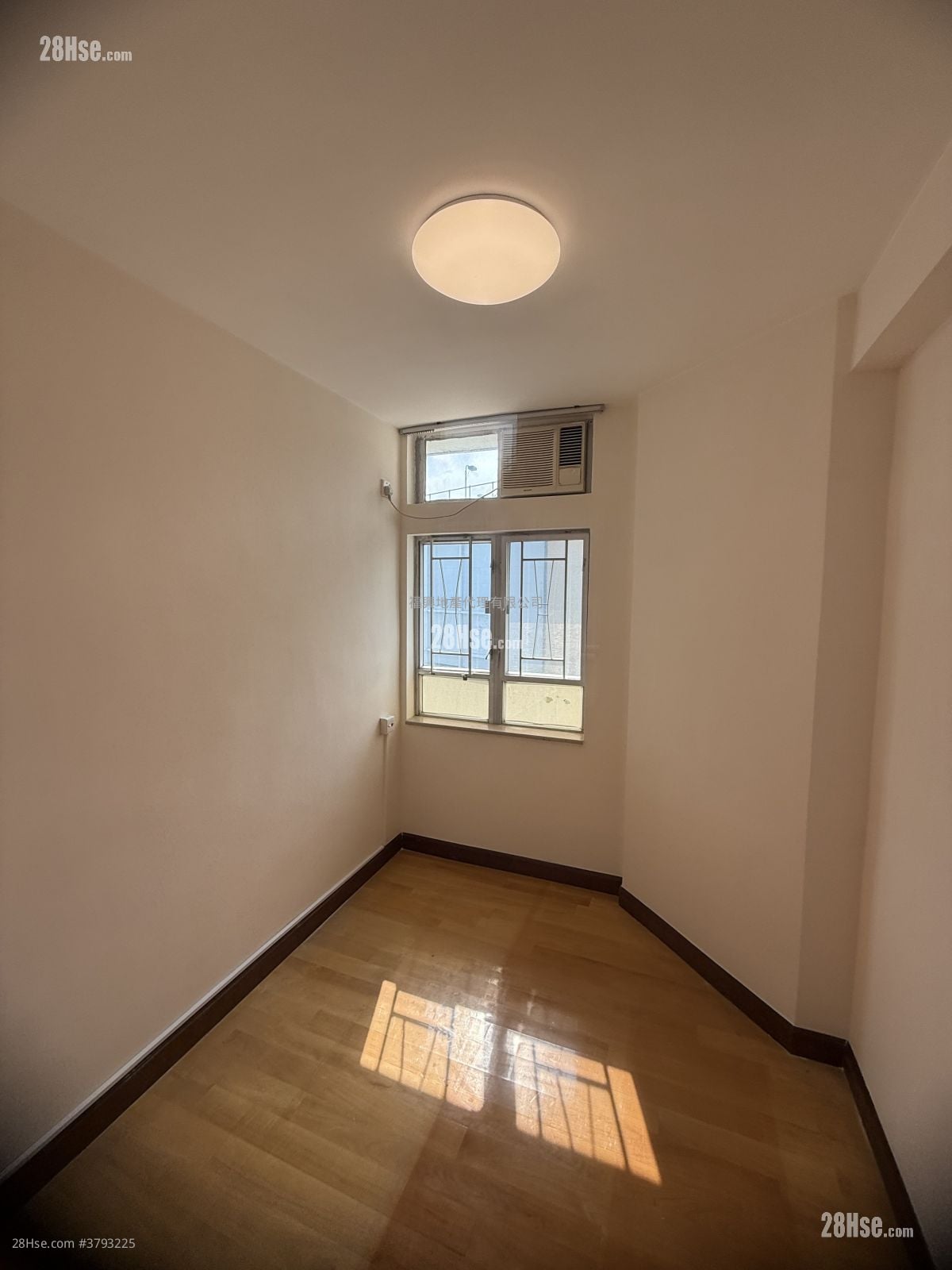 Whampoa Garden Rental 4 Bedrooms , 2 Bathrooms 690 ft²