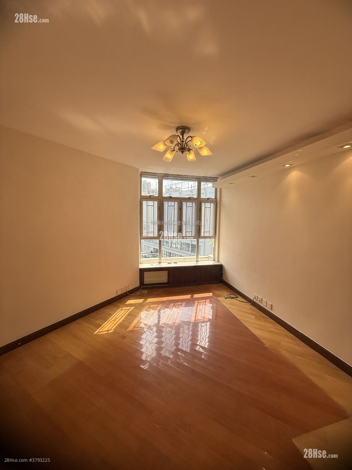 Whampoa Garden Rental 4 Bedrooms , 2 Bathrooms 690 ft²