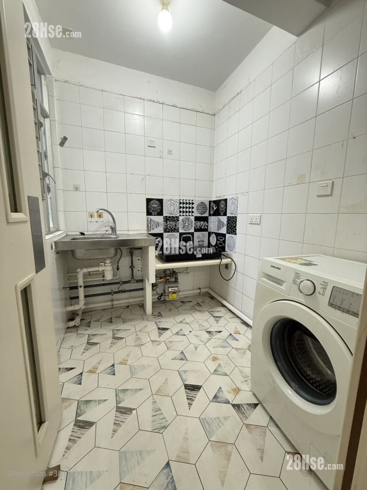 麗翠苑 售盤 1 房 , 1 浴室 376 平方呎