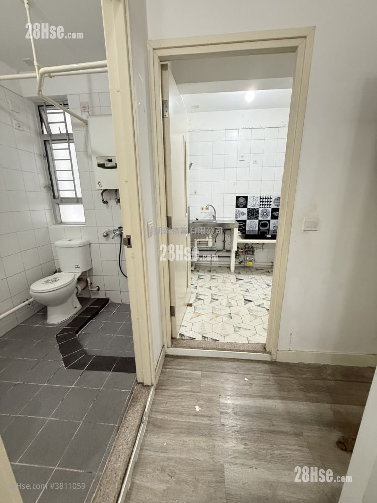 麗翠苑 售盤 1 房 , 1 浴室 376 平方呎